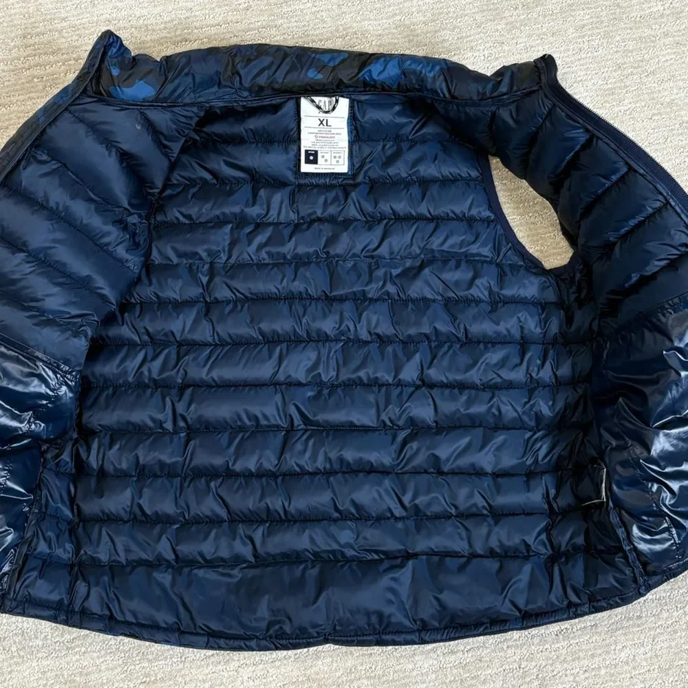GAP Kids Ligthweight Puffer Zip Vest Boys or Girls Size XL Blue Black Camo Print